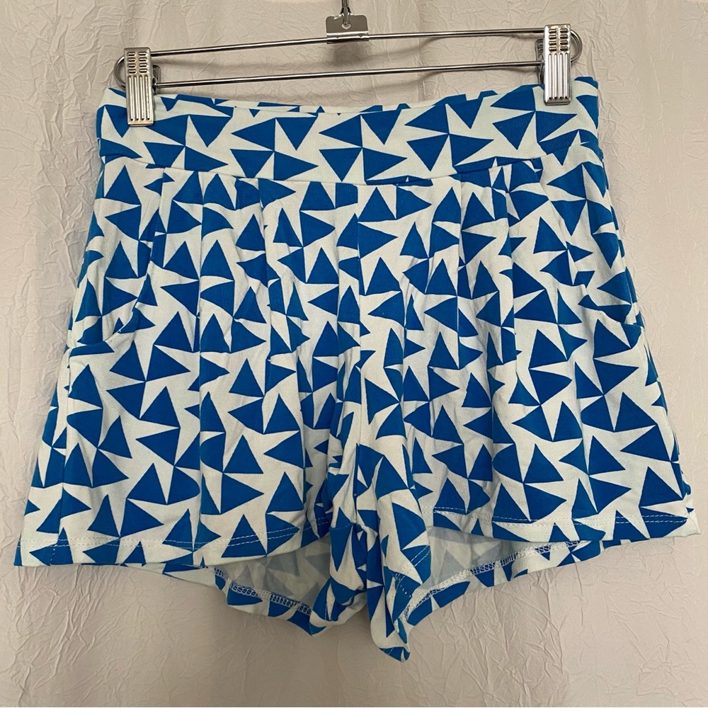 Fighting Eel Om Shorts